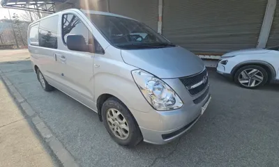 Hyundai Starex 2010, 185000 км, за 2925.31 USD