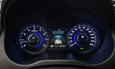 Hyundai Grandeur 2014, 165198 км, за 4499.47 USD - фото 8