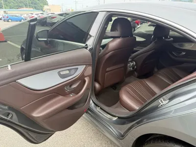 Mercedes-Benz CLS-Class 2019, 138275 км, за 19561.51 USD - фото 12