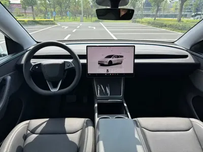 Tesla Model Y 2025, 19000 км, за 28825.22 USD - фото 12