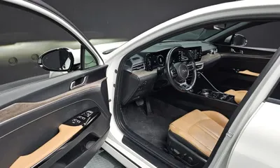 Kia K5 2020, 35482 км, за 12913.9 USD - фото 11