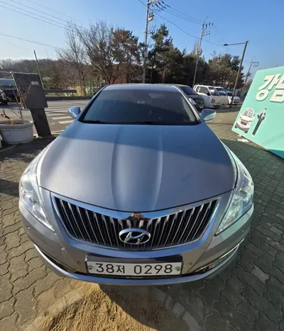 Hyundai Grandeur 2016, 154609 км, за 3216.49 USD