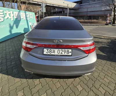Hyundai Grandeur 2016, 154609 км, за 3216.49 USD