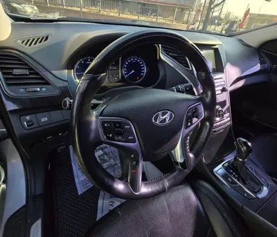 Hyundai Grandeur 2016, 154609 км, за 3192.18 USD - фото 11