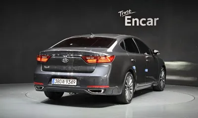 Kia K7 2017, 84516 км, за 9801.32 USD