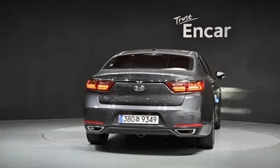 Kia K7 2017, 84516 км, за 9801.32 USD