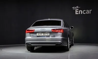 Audi A6 2016, 117087 км, за 8071.67 USD
