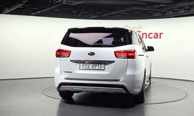Kia Canival 2016, 211824 км, за 3581.43 USD