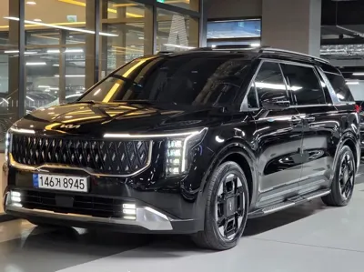 Kia Canival · 2025 год