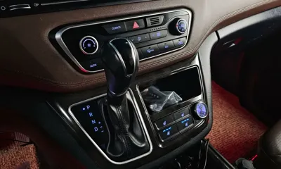 Hyundai Starex 2019, 92909 км, за 13088.66 USD - фото 9