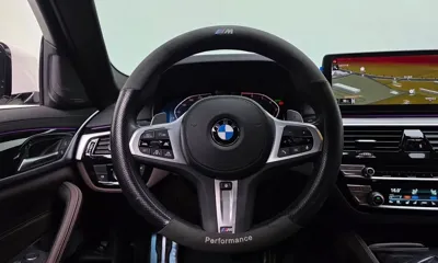 BMW 5-Series 2022, 79857 км, за 25496.67 USD - фото 15