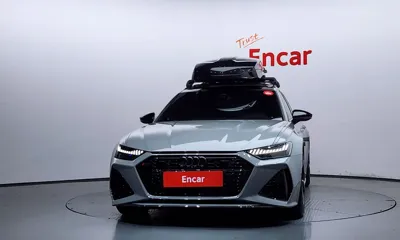 Audi RS6 2022, 7663 км, за 94419.45 USD