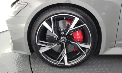 Audi RS6 2022, 7663 км, за 94419.45 USD