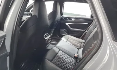 Audi RS6 2022, 7663 км, за 94327.43 USD - фото 18