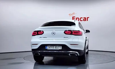 Mercedes-Benz GLC-Class 2021, 43988 км, за 27624.32 USD