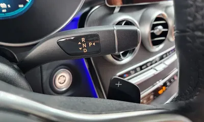 Mercedes-Benz GLC-Class 2021, 43988 км, за 27624.32 USD - фото 9