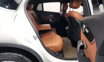 Mercedes-Benz GLC-Class 2021, 43988 км, за 27624.32 USD - фото 12