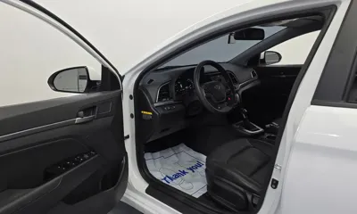 Hyundai Avante 2018, 60509 км, за 7811.08 USD - фото 10