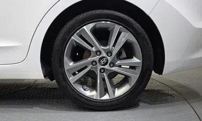 Hyundai Avante 2018, 60509 км, за 7811.08 USD - фото 21