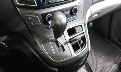 Hyundai Starex 2020, 108559 км, за 8861.76 USD - фото 9