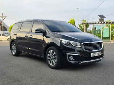 Kia Canival · 2018 год
