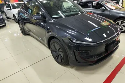 Tesla Model Y 2025, 14000 км, за 32859 USD - фото 12