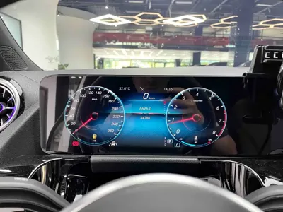 Mercedes-Benz GLA 2022, 44700 км, за 15112.83 USD - фото 13