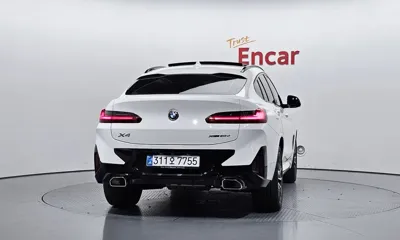BMW X4 2025, 4174 км, за 53389.31 USD