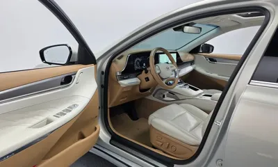 Hyundai Grandeur 2021, 63695 км, за 16279.38 USD - фото 10