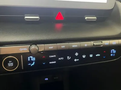 Hyundai Ioniq5 2022, 37279 км, за 20349.22 USD - фото 8