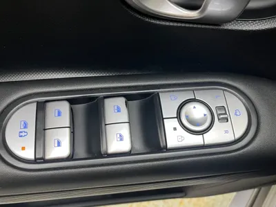 Hyundai Ioniq5 2022, 37279 км, за 20349.22 USD - фото 11