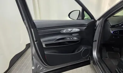 Genesis GV70 2021, 68909 км, за 19437.03 USD - фото 24