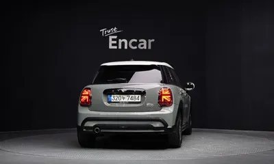 MINI Cooper 2022, 15904 км, за 13148.33 USD