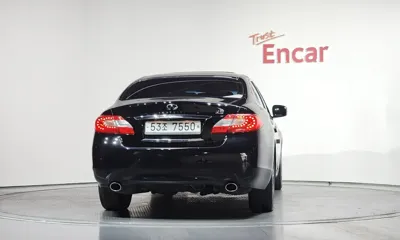 Infiniti M 2011, 125268 км, за 3172.93 USD