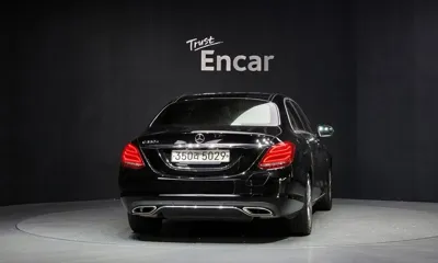 Mercedes-Benz C-Class 2018, 58445 км, за 11694.75 USD