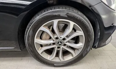 Mercedes-Benz C-Class 2018, 58445 км, за 11694.75 USD