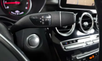 Mercedes-Benz C-Class 2018, 58445 км, за 11694.75 USD - фото 9