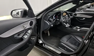 Mercedes-Benz C-Class 2018, 58445 км, за 11694.75 USD - фото 10