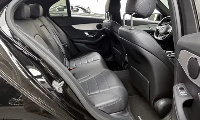 Mercedes-Benz C-Class 2018, 58445 км, за 11694.75 USD - фото 12