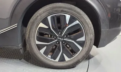 Kia EV6 2023, 93833 км, за 18226.21 USD - фото 21