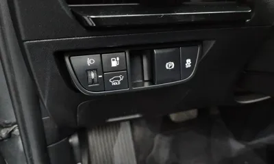 Kia EV6 2023, 93833 км, за 18226.21 USD - фото 28