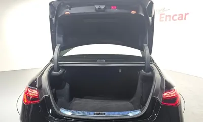 Mercedes-Benz S-Class 2022, 54889 км, за 59536.37 USD - фото 20