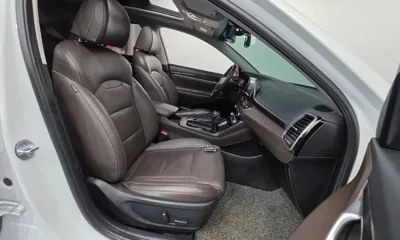 Hyundai Grandeur 2018, 99129 км, за 10141.06 USD - фото 10