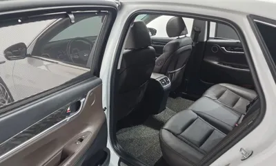Hyundai Grandeur 2018, 99129 км, за 10141.06 USD - фото 17