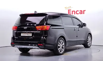 Kia Canival 2019, 191614 км, за 6039.12 USD