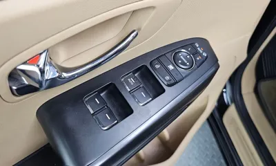 Kia Canival 2019, 191614 км, за 6039.12 USD - фото 19