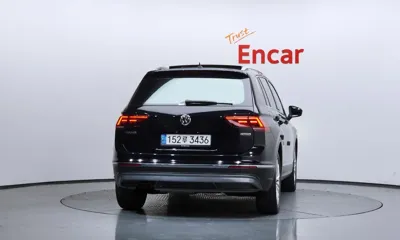 Volkswagen Tiguan 2020, 103540 км, за 20217.93 USD