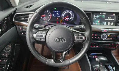 Kia K7 2018, 114988 км, за 6446.57 USD - фото 13