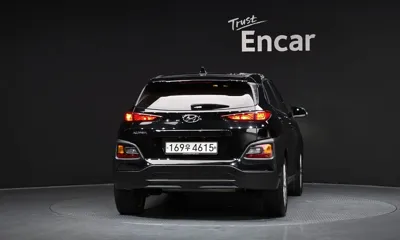 Hyundai Kona 2020, 122755 км, за 8586.73 USD