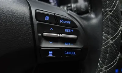 Hyundai Kona 2020, 122755 км, за 8586.73 USD - фото 20
